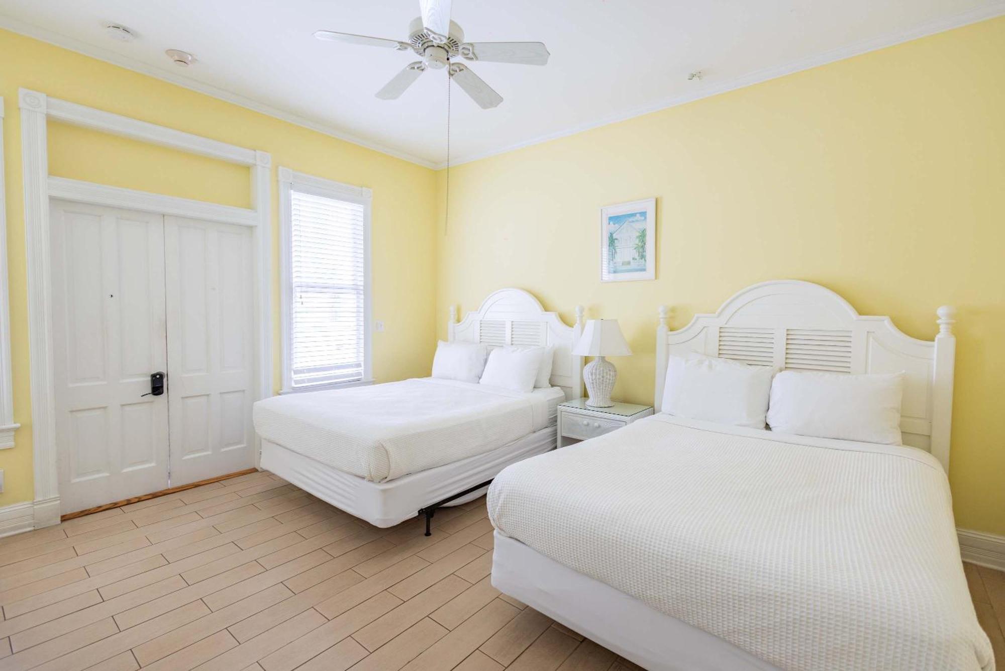 Deluxe Queen At The Curry Mansion - Parking & Heated Pool! Cayo Hueso Exterior foto