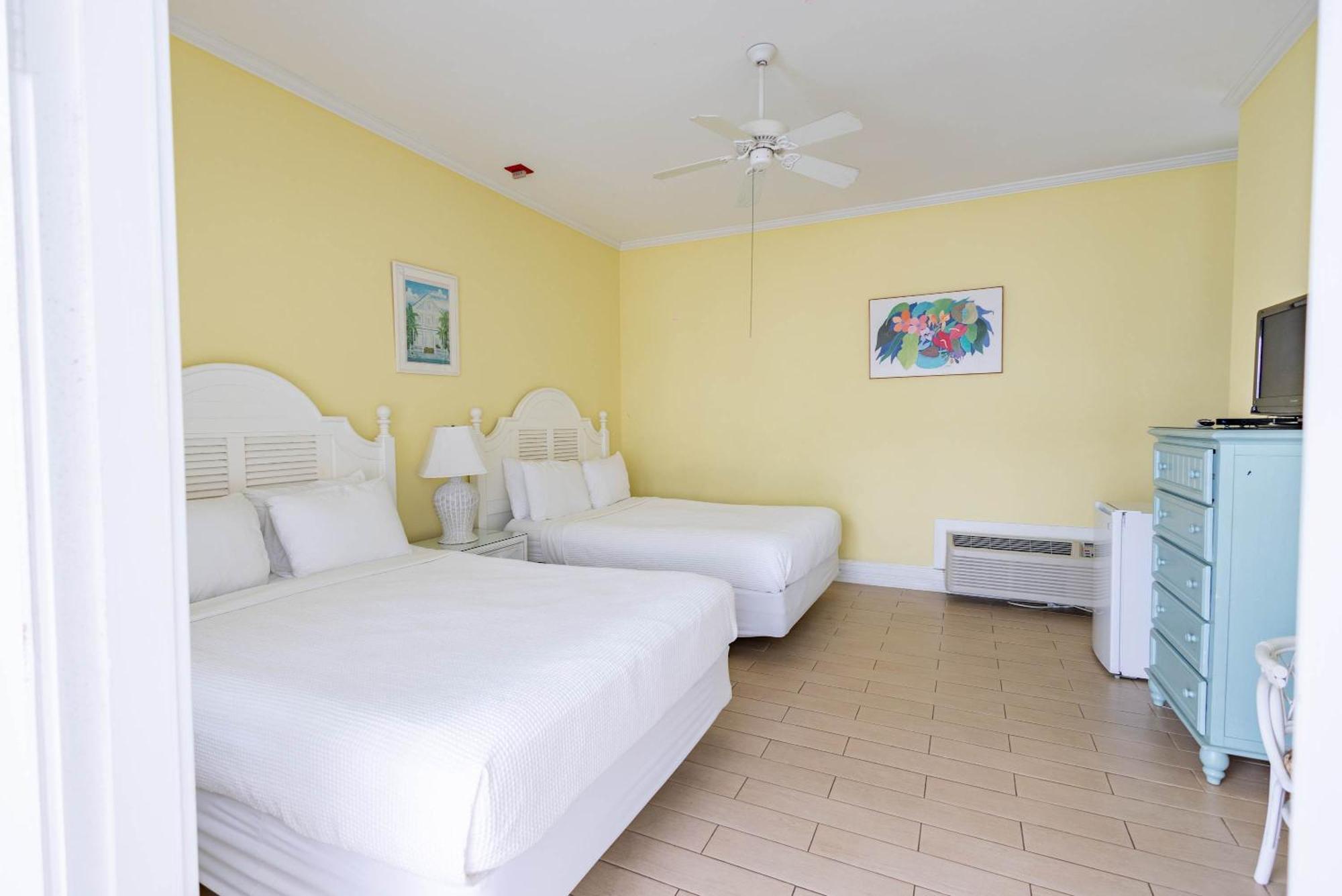 Deluxe Queen At The Curry Mansion - Parking & Heated Pool! Cayo Hueso Exterior foto