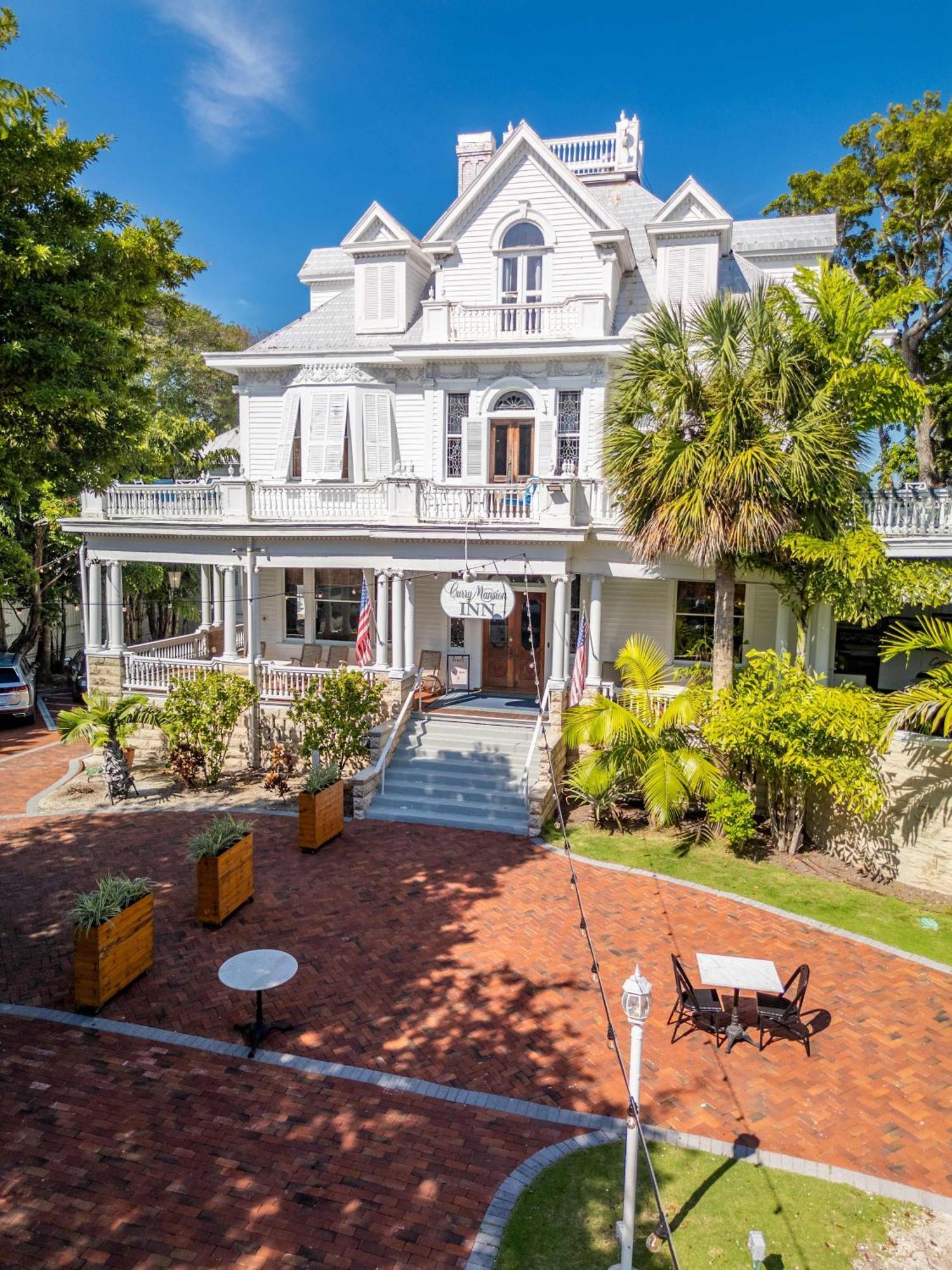 Deluxe Queen At The Curry Mansion - Parking & Heated Pool! Cayo Hueso Exterior foto